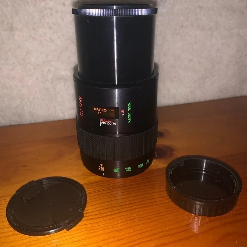 Kalimar MC AF Zoom Macro Lens 70-210 F/3.9 Minolta A Mount and HCE 52mm Filter